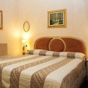 Habitación Estándar con Cama King